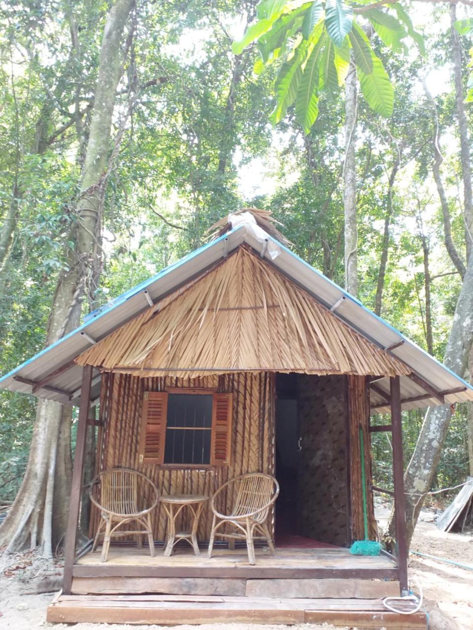 Jungle Republic Hostel Koh Rong Sanloem Buitenkant foto