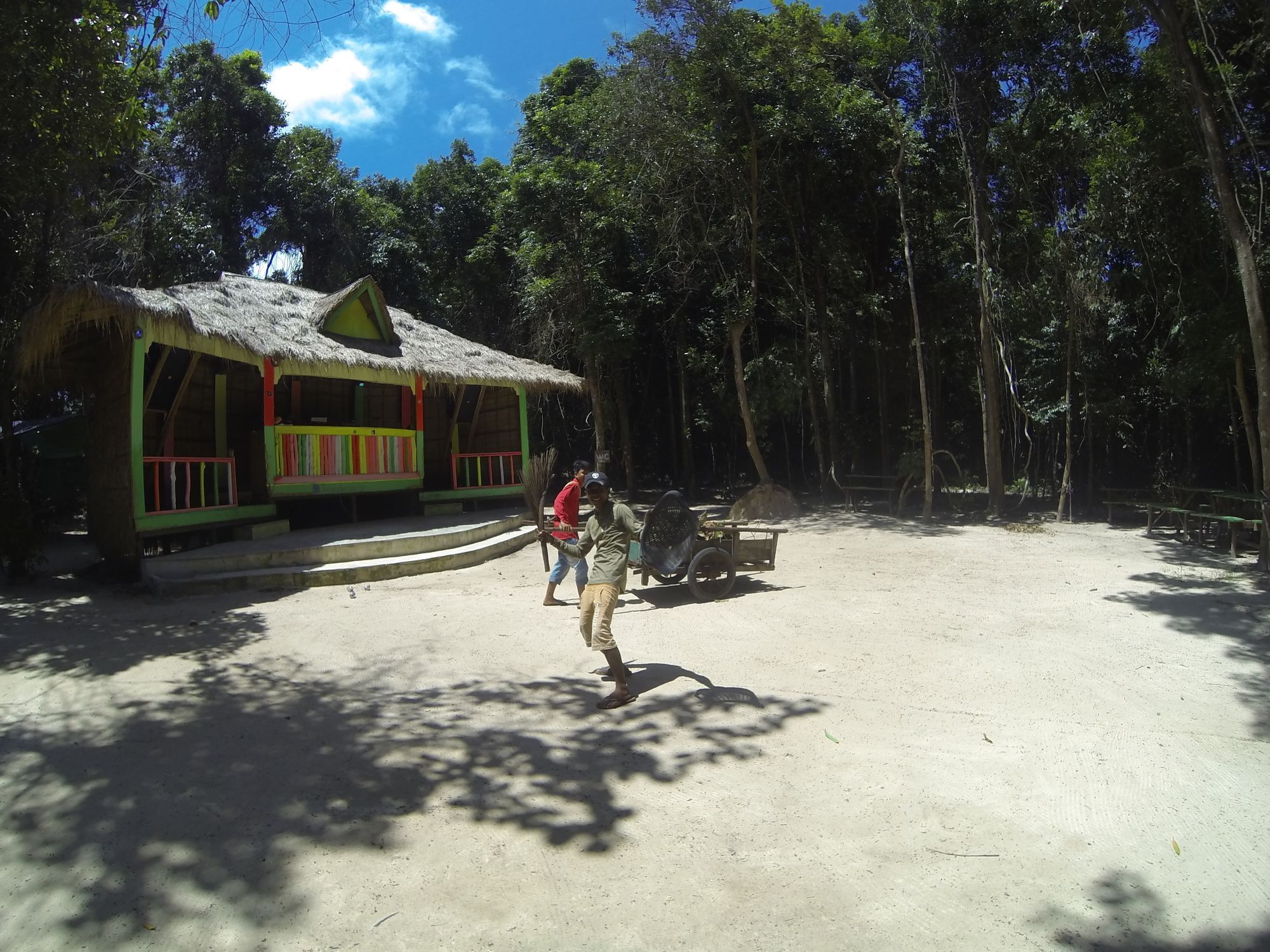 Jungle Republic Hostel Koh Rong Sanloem Buitenkant foto